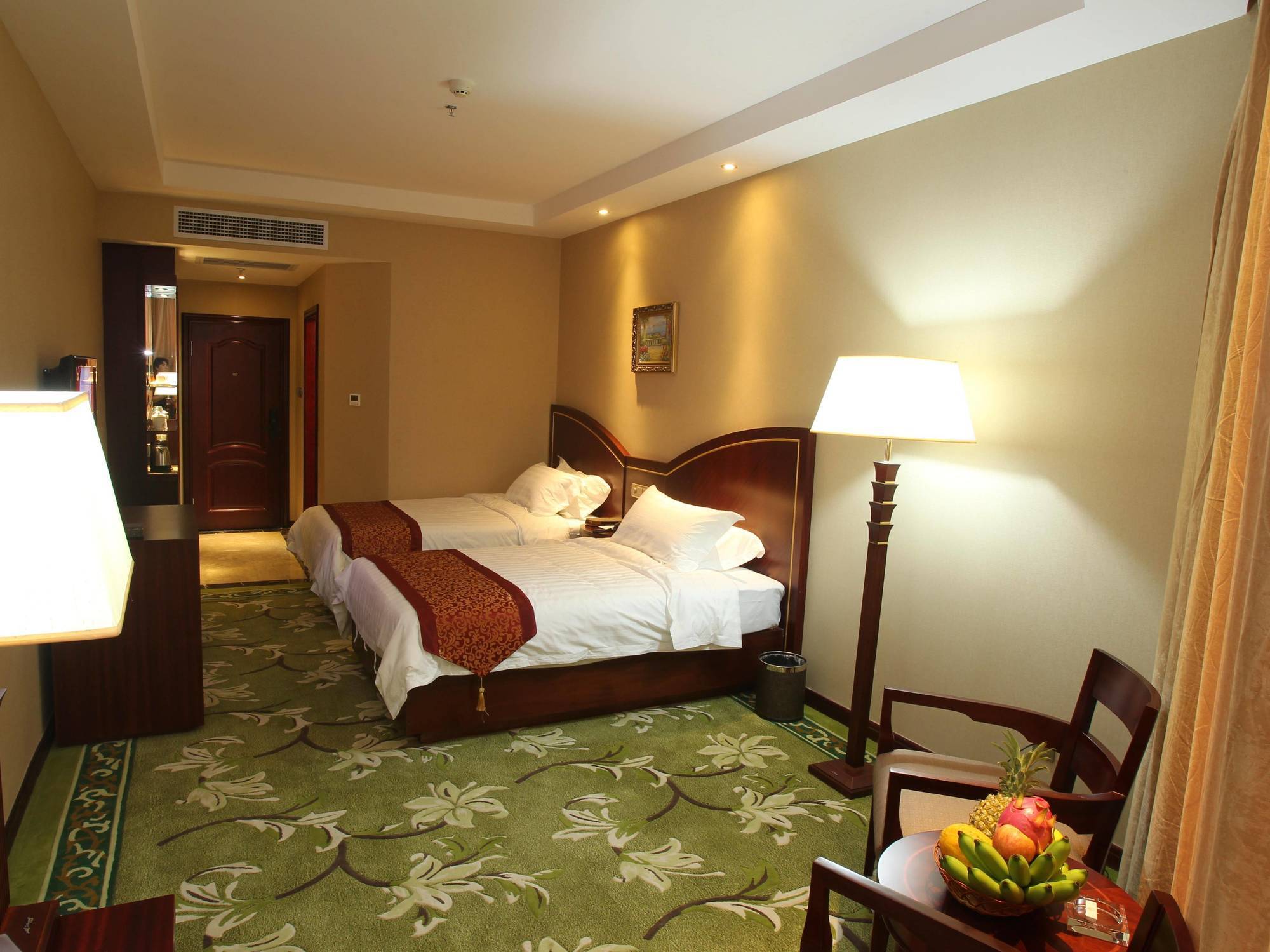 Hawaii Hotel Sanya Buitenkant foto